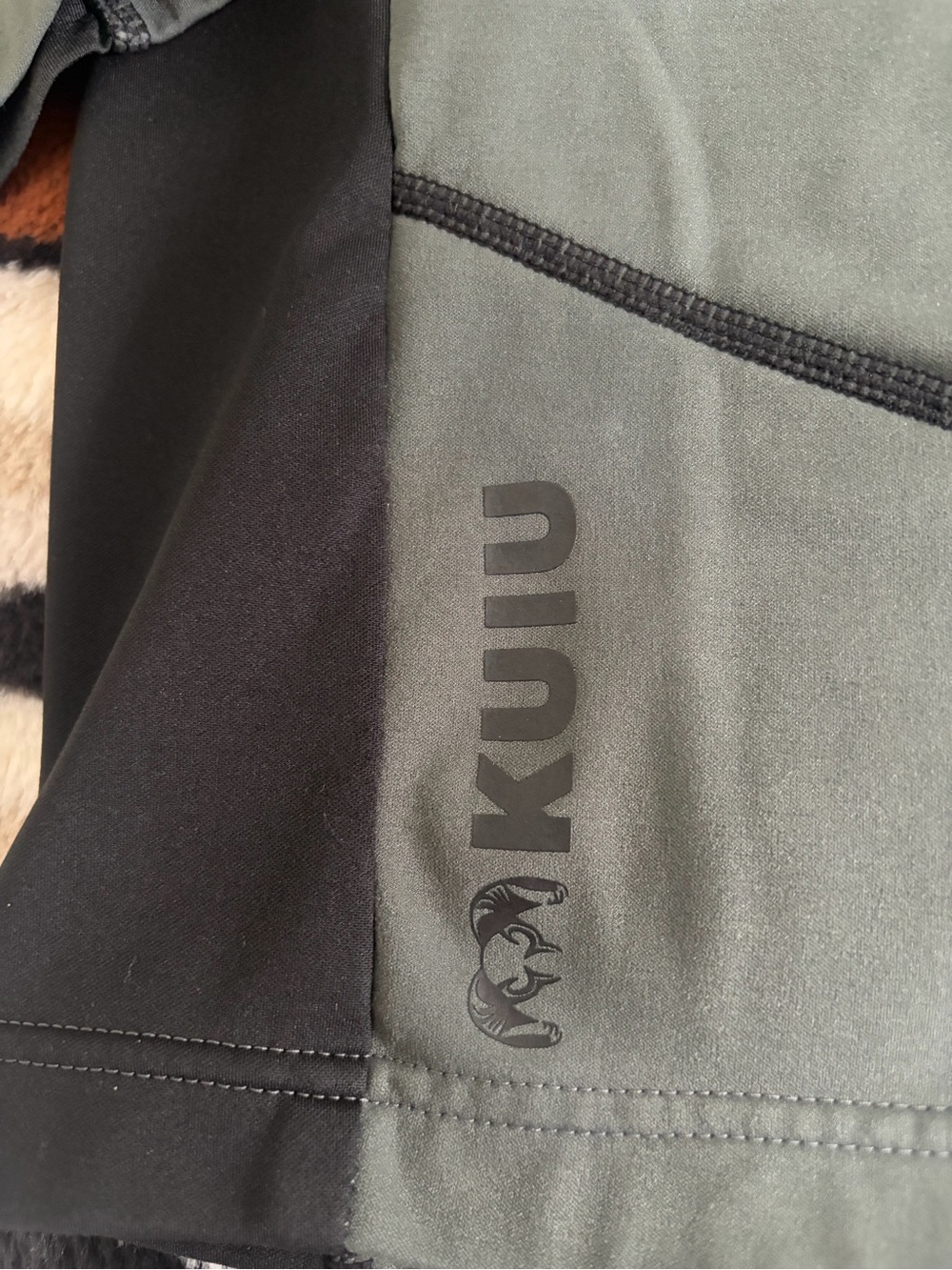 KUIU Hybrid 210 Zip T Smart Fleece Men’s Large - Picture 2 of 10